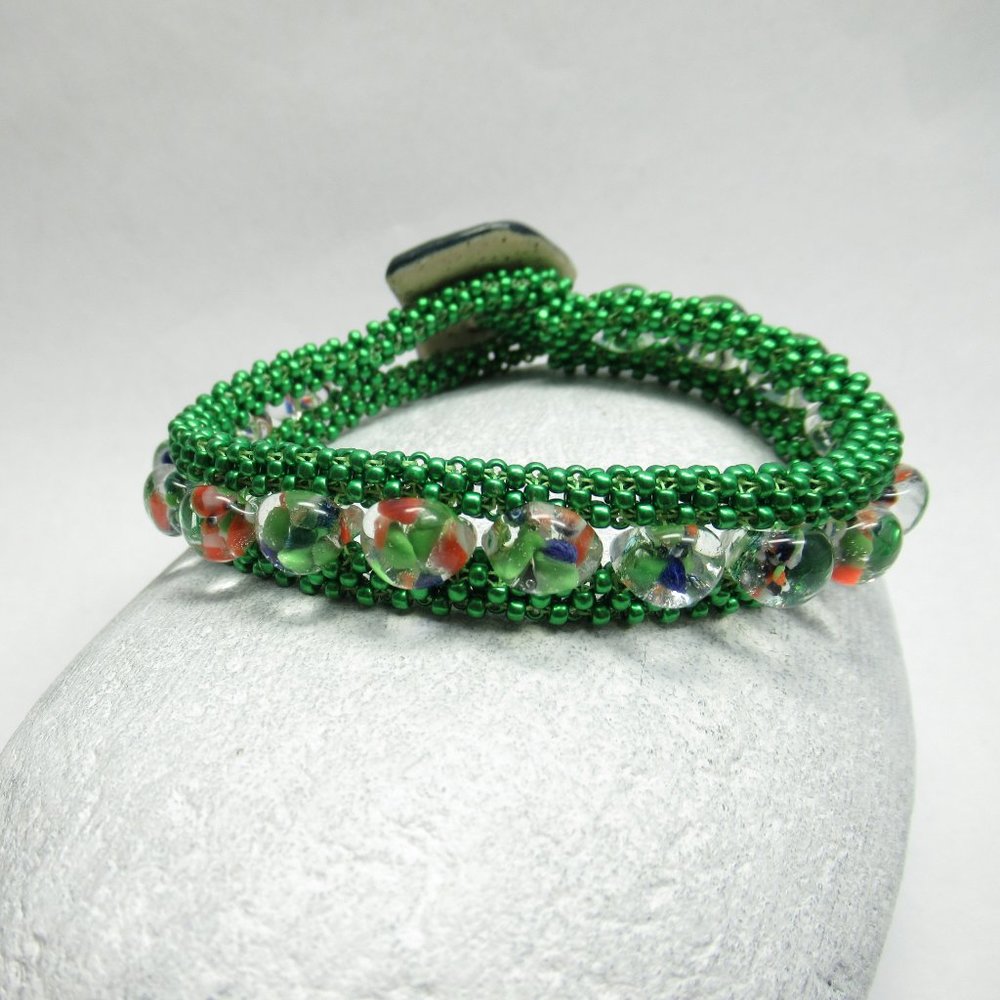 Hand Woven borosilicate teardrop bead bracelet